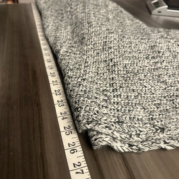 Anthropologie Sunday in Brooklyn Sarah Asymmetrical Sleeve Sweater Size Small - Picture 9 of 9